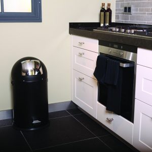 Kickcan 33L Đen mờ