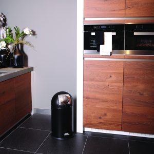 Kickcan 33L Đen mờ