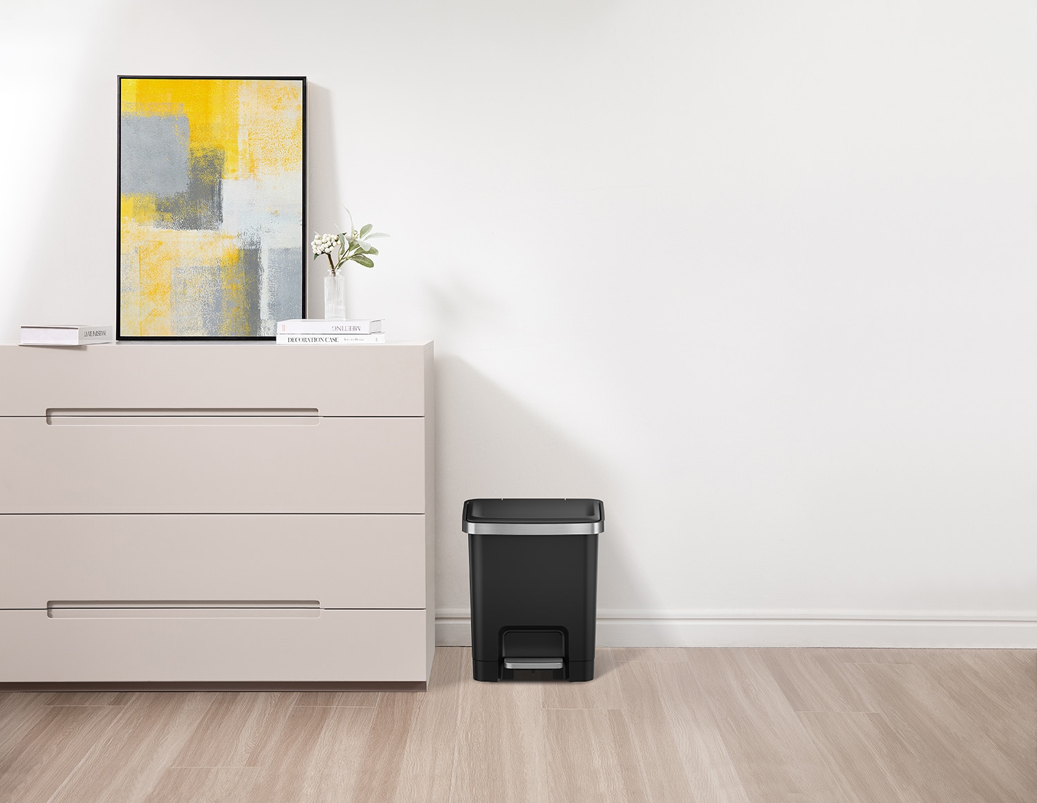 Hana 2 Thùng rác đạp chân 15L Đen Plastic