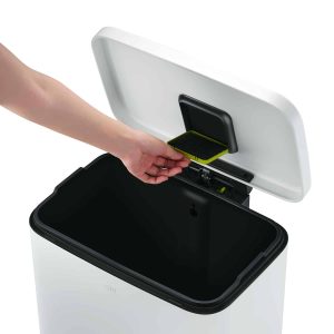 Madison Thùng rác đạp chân 50L Trắng mờ