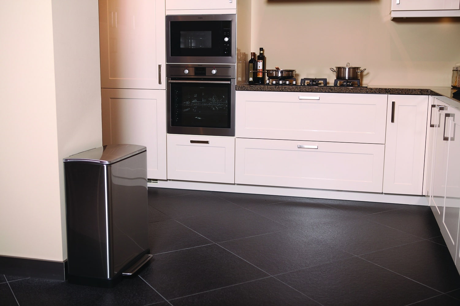 E-Cube Thùng rác đạp chân 50L Inox mờ
