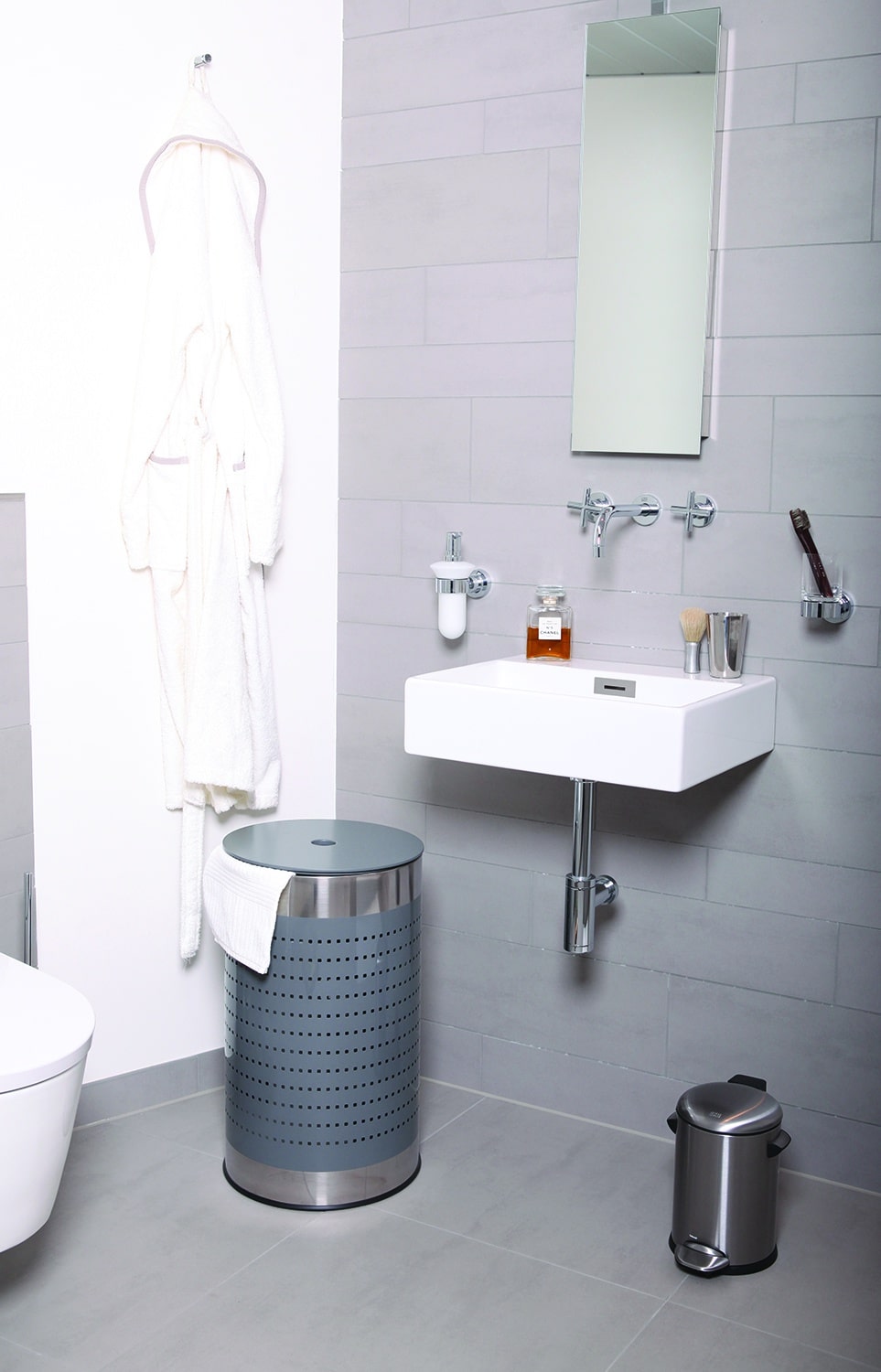 Belle Deluxe Thùng rác đạp chân 3L Inox mờ