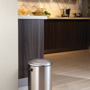 Belle Deluxe Thùng rác đạp chân 20L Inox mờ