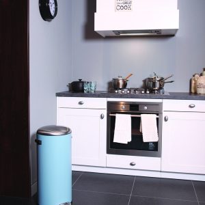 Belle Deluxe Thùng rác đạp chân 30L Xanh nhạt